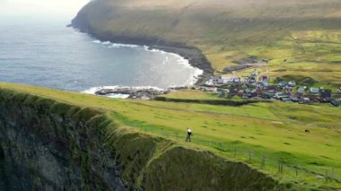 Gjogv Döngü Yolu, Gjogv, Faroe Adaları Havadan Görünümü