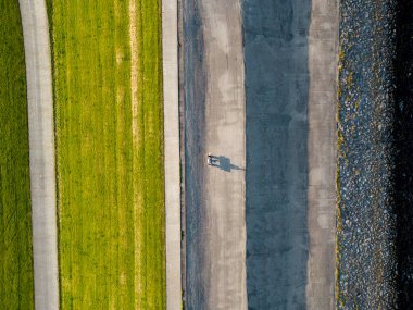 Eemsdelta, Groningen, Hollanda 'daki koruyucu bir lezbiyenin hava görüntüsü.