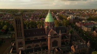St. Bavo Katedrali 'nin havadan görünüşü, Haarlem, Hollanda