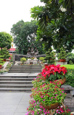 Ho Chi Minh Şehri, Viet Nam - 30 Ağustos 2025 - Keşiş Thich Quang Duc Anıtı (Dai tuong niem Thich Quang Duc )