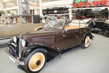 eski model araba Müzesi