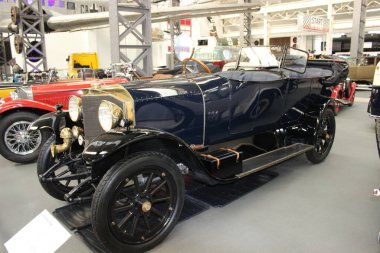 eski model araba Müzesi