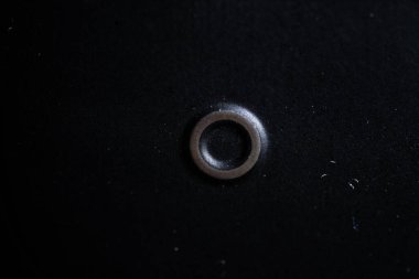 Kayıt simgesi düğmesi kamera aygıtı flaşı için kapatıldı. Yaşlı ve kirli