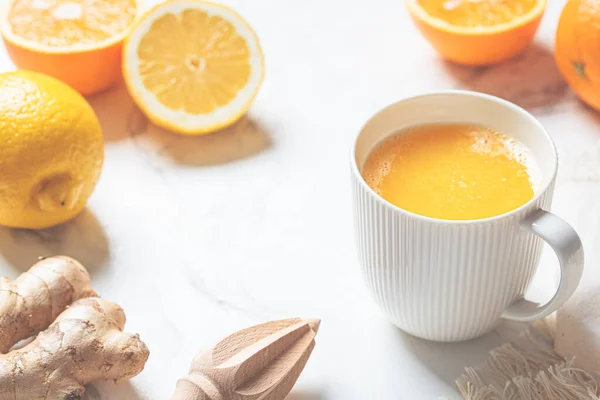 Bebida Jengibre Naranja Taza Blanca Espacio Para Copiar Bebida Vitamínica — Foto de Stock