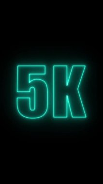 Koyu arkaplanda 5 k neon işareti