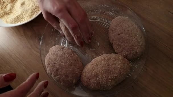 Woman Puts Cutlets Minced Meat Plate Dinner Preparation Cooking Homemade — 비디오