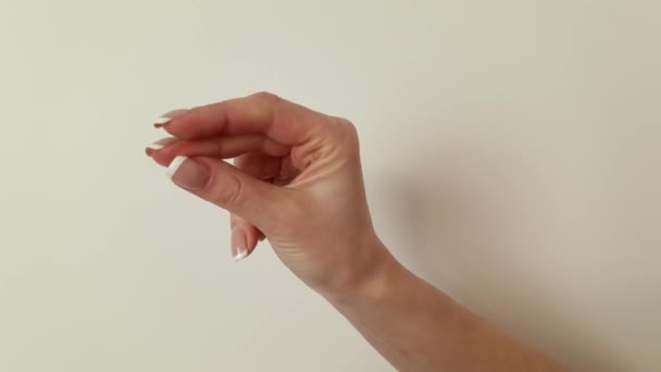 Woman Making Thumb Hand Sign Acceptance Approval Positive Gesture Concepts — Stockvideo