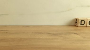 Tahta bloklardan yapılan kelime bağışları. Katkı, destek, yardım kavramları