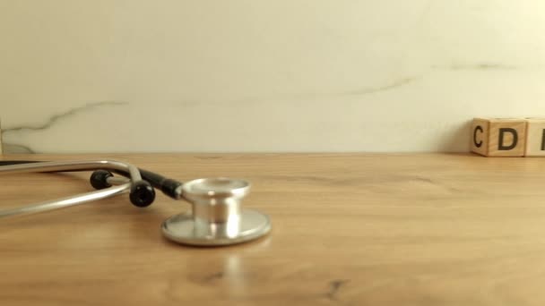 Słowo Cukrzyca Wykonana Drewnianych Klocków Stetoskopem Opieka Zdrowotna Koncepcje Medyczne — Wideo stockowe