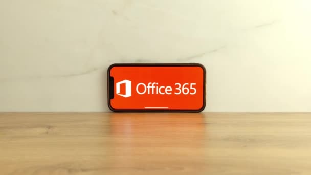Konskie Polen Mei 2023 Microsoft Office 365 Logo Weergegeven Mobiele — Stockvideo