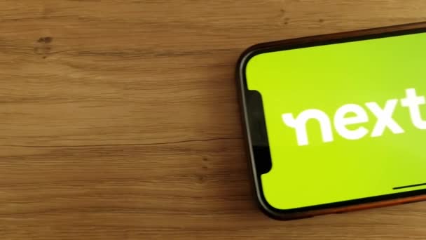 Konskie Polonya Mayıs 2023 Nextdoor Sosyal Hizmet Logosu Cep Telefonu — Stok video