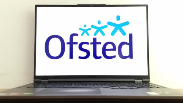 Konskie Poland May 2023 Ofsted Government Agency Logo Shown Laptop — 图库视频影像