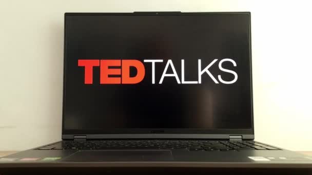 Konskie Polonya Mayıs 2023 Ted Küresel Konferans Logosu Dizüstü Bilgisayar — Stok video