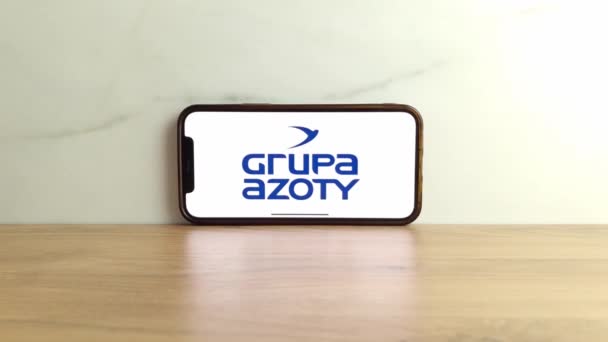 폴란드 2023 Grupa Azoty 폴란드 로고가 화면에 표시됨 — 비디오