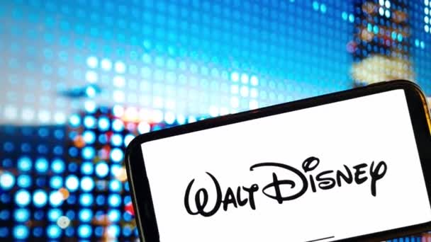 Konskie Polonya Ocak 2024 Walt Disney Pictures Şirket Logosu Cep — Stok video