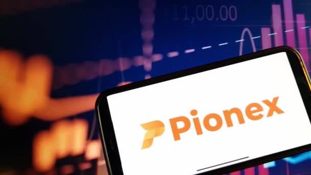 Konskie Polen Januari 2024 Pionex Cryptogeld Uitwisseling Logo Weergegeven Smartphone — Stockvideo