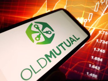 Konskie, Polonya - 29 Mayıs 2024: Eski Ortak Şirket logosu cep telefonunda sergilendi