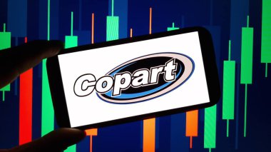 Konskie, Polonya - 19 Kasım 2024: Copart şirket logosu cep telefonunda sergilendi