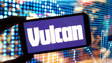 Konskie, Polonya - 24 Kasım 2024: Vulkan Malzeme şirketi logosu cep telefonunda sergilendi