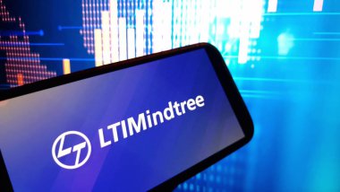 Konskie, Polonya - 02 Aralık 2024: LTIMindtree şirket logosu cep telefonunda sergilendi