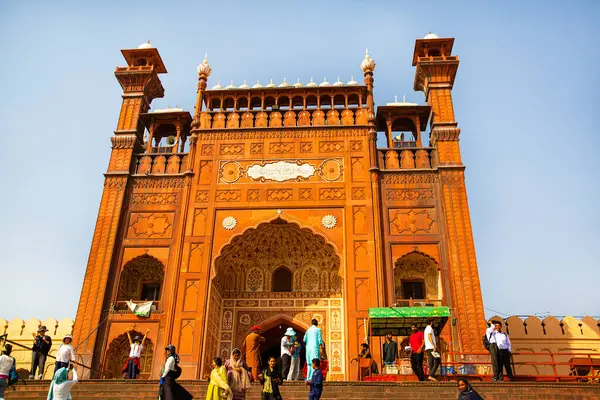 stock image 5 October 2023, Lahore, Pakistan. Badshahi mosque entrance, a local people and tourists. 