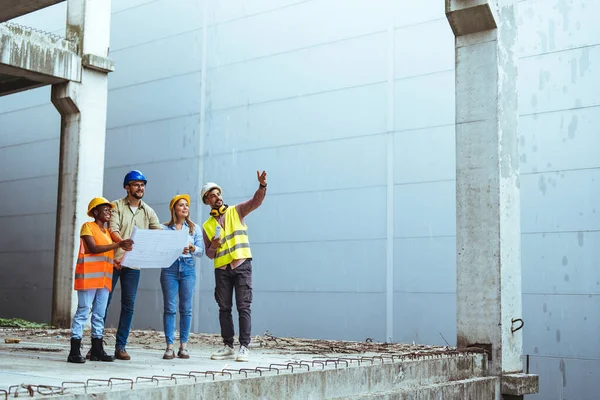 Diverse Team Experts Planning Construction Site Real Estate Project Civil — Stock Photo, Image