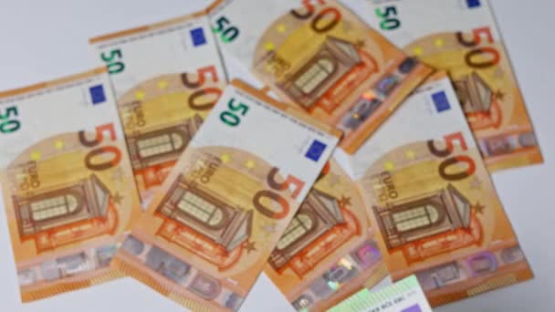 Close Mão Uma Mulher Segurando 100 Notas Euro — Vídeo de Stock