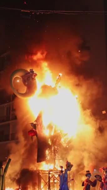 Arderea Unei Figuri Ultima Festivalului Las Fallas Crema Valencia Spania — Videoclip de stoc