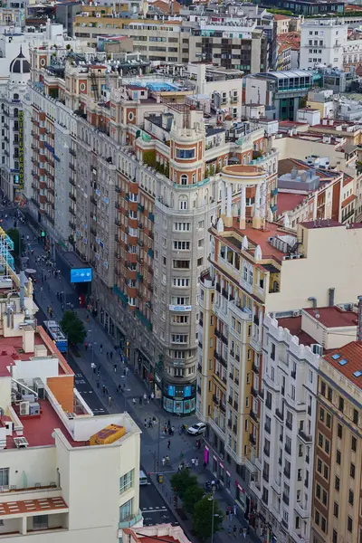 Hotel Riu 'nun çatısından Madrid' in panoramik manzarası. Madrid, İspanya - 12 Haziran 2024.