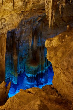 Mayorka Adası, İspanya 'daki ejderha mağaraları veya Cuevas del Drach.
