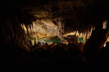 Mayorka Adası, İspanya 'daki ejderha mağaraları veya Cuevas del Drach.