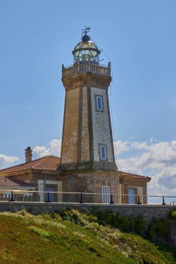 Aviles la Covadonga Asturias, İspanya girişindeki Aviles deniz feneri..