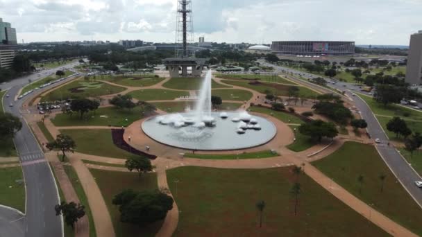 ブラジル ブラジル 2023年3月10日 エチオピア記念碑とテレビ塔 ブラジリア ブラジル — ストック動画