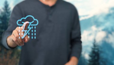 Hava kontrol simgesi yağmur mevsimini yansıtıyor
