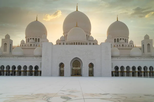 Panoramiczny Widok Wielki Meczet Szejka Zayeda Abu Dhabi Zjednoczone Emiraty — Zdjęcie stockowe