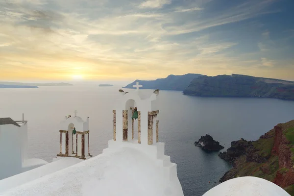 Arquitetura Branca Ilha Santorini Grécia Bela Paisagem Com Caldeira Vista — Fotografia de Stock