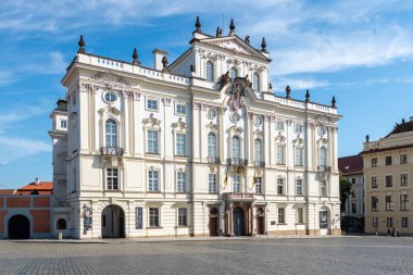 Aziz Niklas Kilisesi, aynı zamanda Aziz Niklas Kilisesi olarak da bilinir.