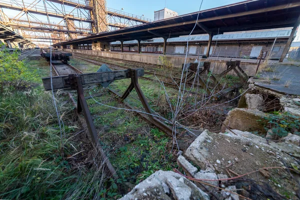 Praha-ikov yük istasyonu, Çek Cumhuriyeti 'nin Prag kentindeki ikov bölgesinde bulunan bir tren istasyonu. İlk olarak 1936 yılında açıldı ve 2002 yılında faaliyetleri durduruldu..