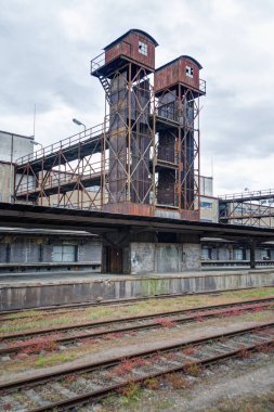 Praha-ikov yük istasyonu, Çek Cumhuriyeti 'nin Prag kentindeki ikov bölgesinde bulunan bir tren istasyonu. İlk olarak 1936 yılında açıldı ve 2002 yılında faaliyetleri durduruldu..