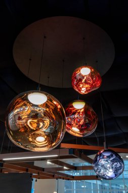 Designblok, Prag Uluslararası Tasarım Festivali, Orta Avrupa 'nın en büyük seçkin tasarım ve moda fuarıdır. Festivalin tarihi 1999 'a kadar uzanıyor.