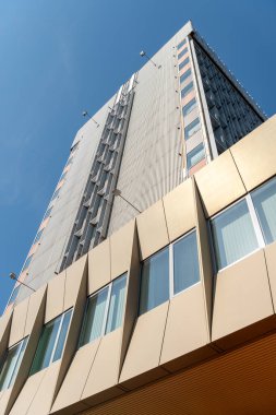 Pankrc 'taki yüksek katlı idari bina. Bina İçişleri Bakanlığı 'na ev sahipliği yapıyor.. 