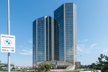 Prag Kongre Merkezi yakınlarındaki Prag 'da Grand Hotel Prag Kuleleri beş yıldızlı bir oteldir..