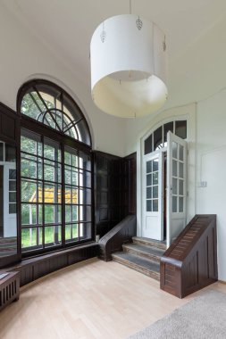 Veleslavin Şatosu, Prag 'ın Veleslavn bölgesinde yer alan bir Barok binasıdır. Kale kompleksi, bahçesi ve parkı olan 6 tuğladan oluşuyor..