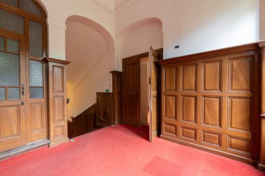 Veleslavin Şatosu, Prag 'ın Veleslavn bölgesinde yer alan bir Barok binasıdır. Kale kompleksi, bahçesi ve parkı olan 6 tuğladan oluşuyor..