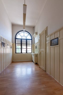 Veleslavin Şatosu, Prag 'ın Veleslavn bölgesinde yer alan bir Barok binasıdır. Kale kompleksi, bahçesi ve parkı olan 6 tuğladan oluşuyor..