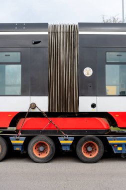 Skoda 15T ForCity Alfa, Prag Toplu Taşımacılık Şirketi için Skoda Transportation tarafından geliştirilen üç bölümden oluşan bir tramvay.