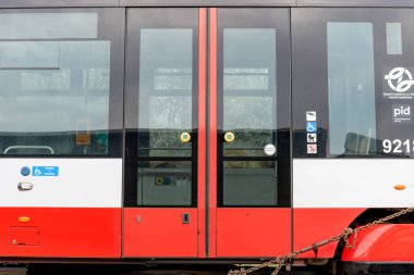 Skoda 15T ForCity Alfa, Prag Toplu Taşımacılık Şirketi için Skoda Transportation tarafından geliştirilen üç bölümden oluşan bir tramvay.