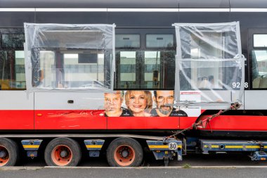 Skoda 15T ForCity Alfa, Prag Toplu Taşımacılık Şirketi için Skoda Transportation tarafından geliştirilen üç bölümden oluşan bir tramvay.