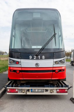 Skoda 15T ForCity Alfa, Prag Toplu Taşımacılık Şirketi için Skoda Transportation tarafından geliştirilen üç bölümden oluşan bir tramvay.