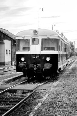 820 serisi demiryolu (M 240.0), Çekoslovak Devlet Demiryolları (SD) için 1960 'larda üretilen dizel demiryolu. Yolcu taşımacılığı için daha çok yerel ve bölgesel hatlarda kullanıldı.